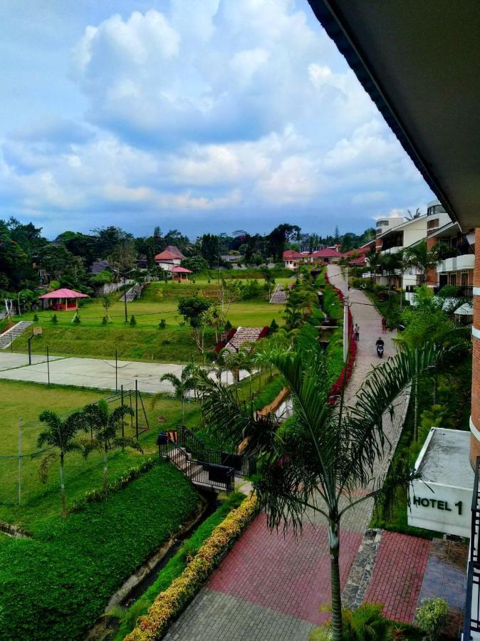 Taman Bukit Palem Resort Bogor Luaran gambar