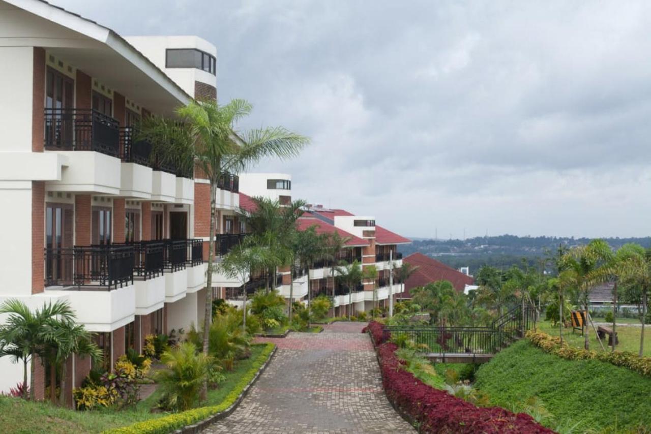 Taman Bukit Palem Resort Bogor Luaran gambar