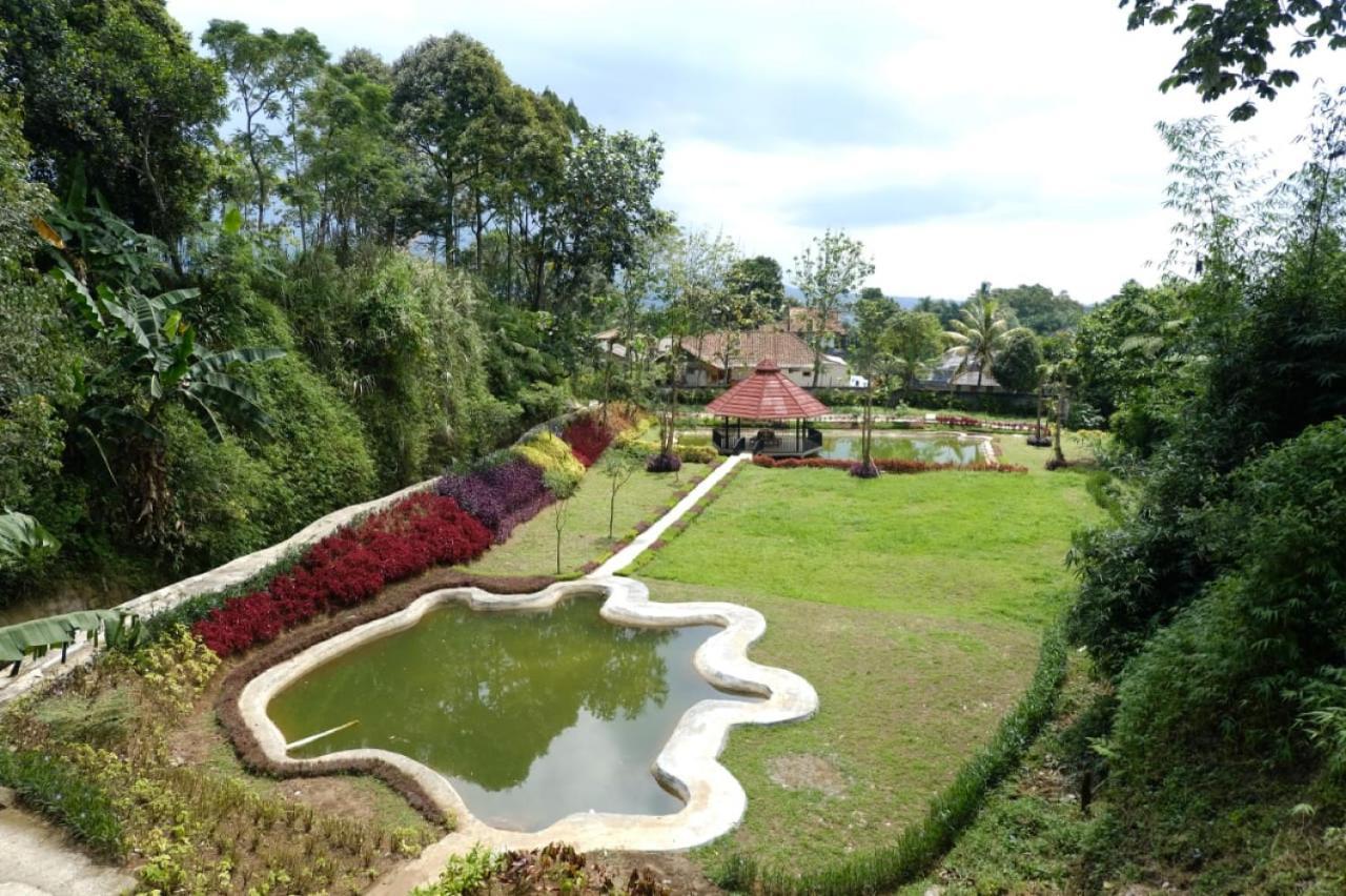 Taman Bukit Palem Resort Bogor Luaran gambar